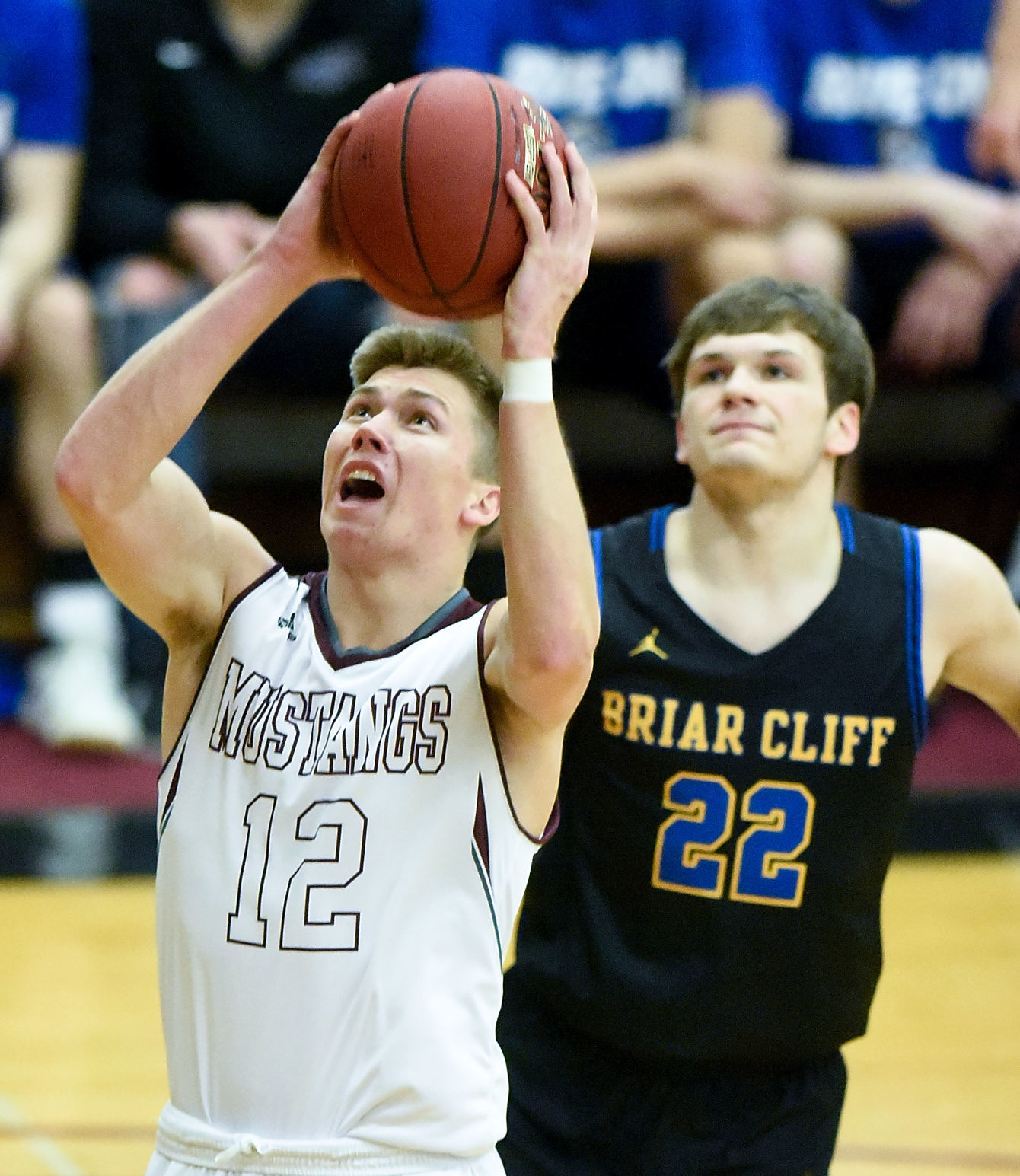 Basketball Briar Cliff at Morningside